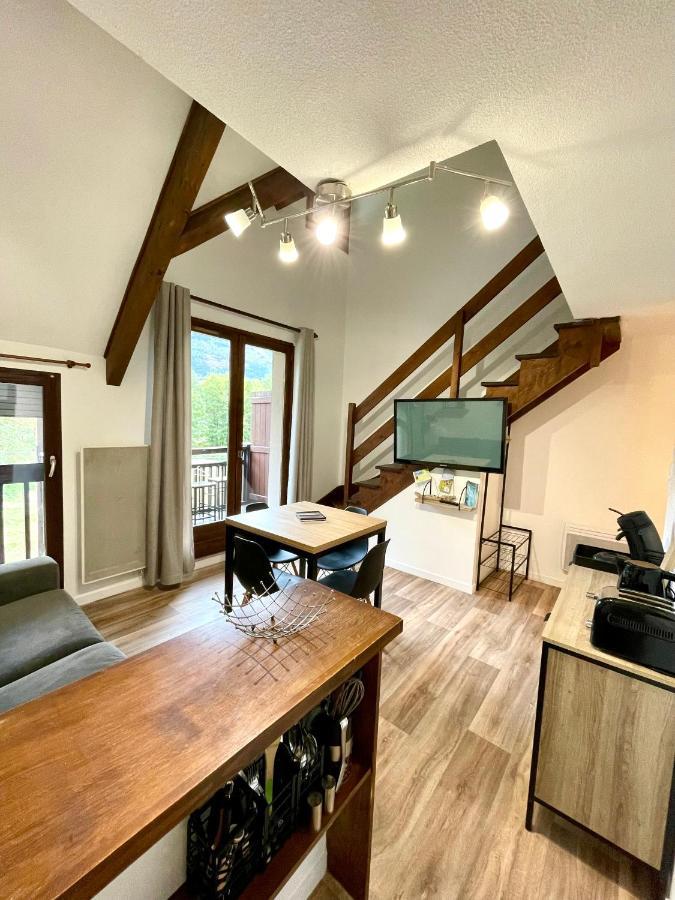 Duplex Du Pailhet, T3 Neuf, Vue Montagne, Parking, Navette Et 2 Velos A Disposition Gratuitement Bagnères-de-Luchon Eksteriør billede